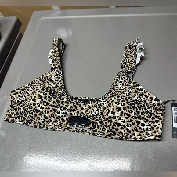 New leopard print bikini top - Picture 1 of 6